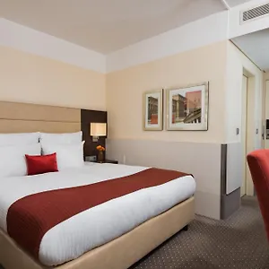 4* فندق ليوناردو أرابيلابارك