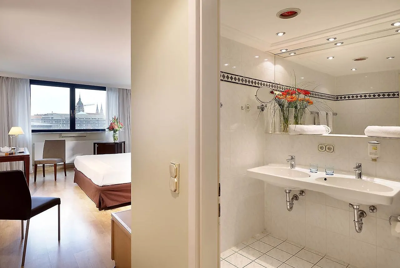 Hotel Regent München 4*,